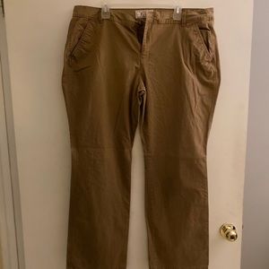 Old Navy Flirt khakis